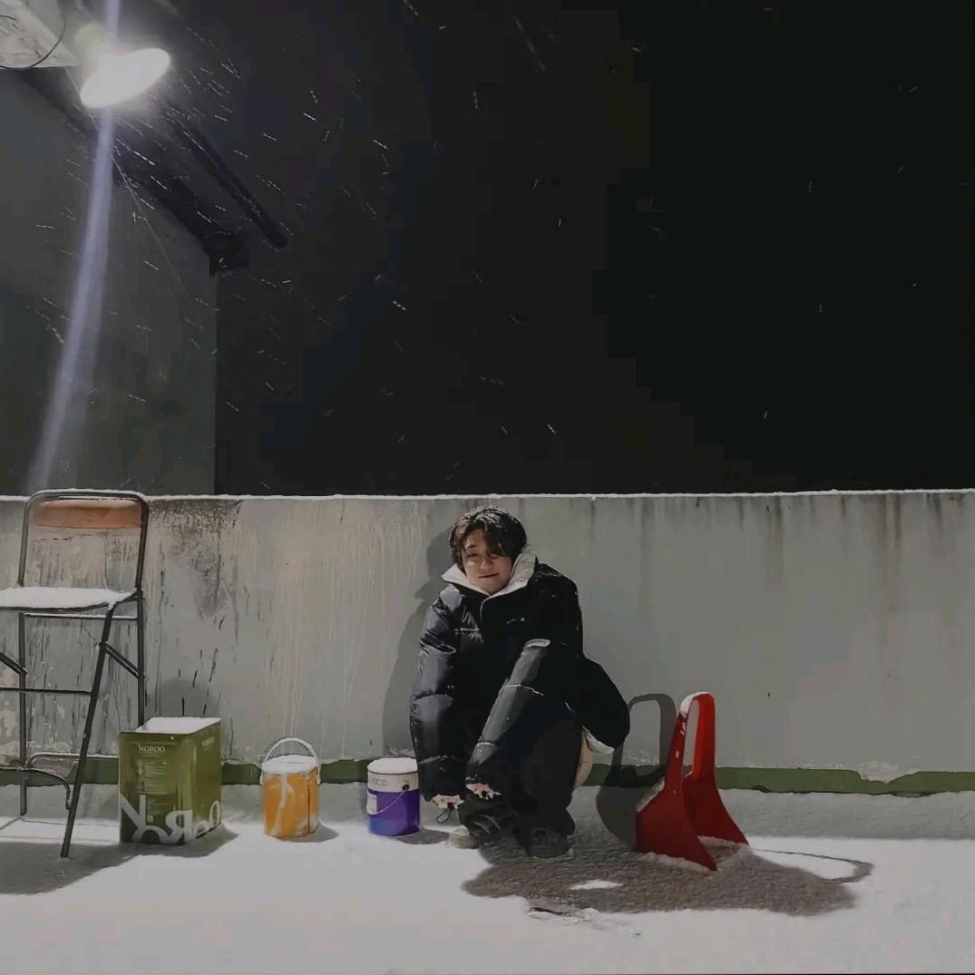 一滩咸鱼