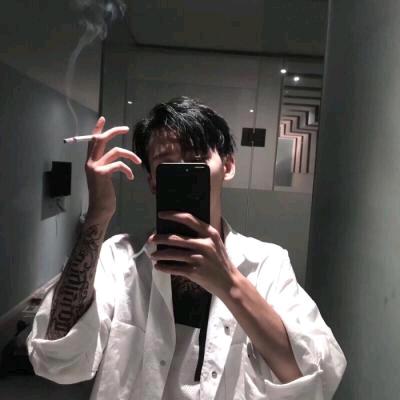 凋谢了青春@