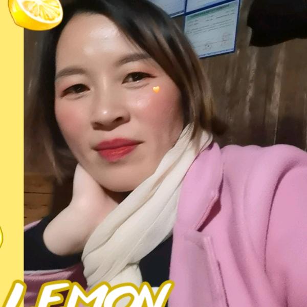 燕子，喜欢听伤感情歌
