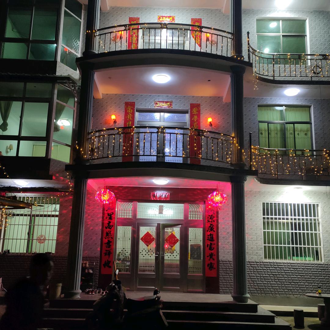 天柱哥