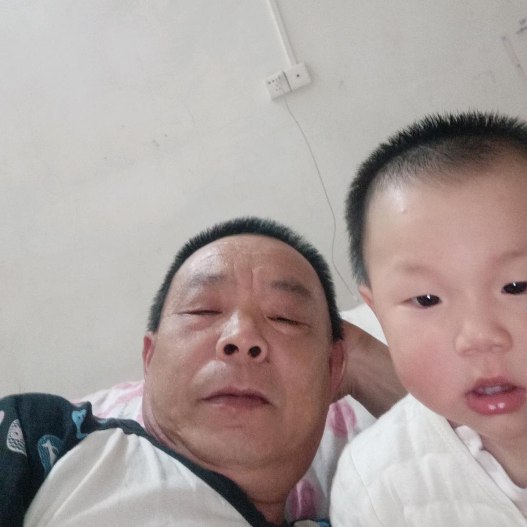 倒边的老主