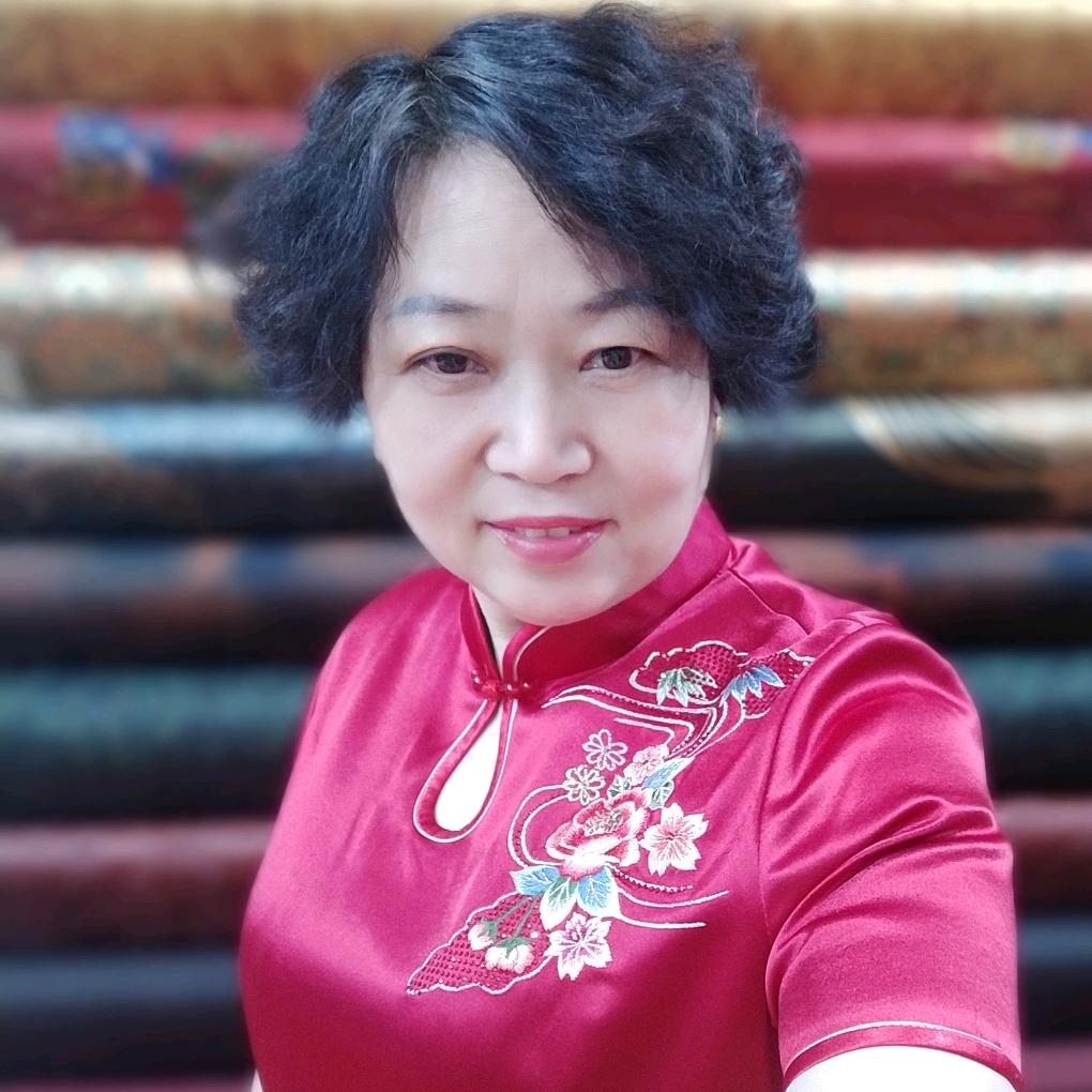 王萍服装私人定制