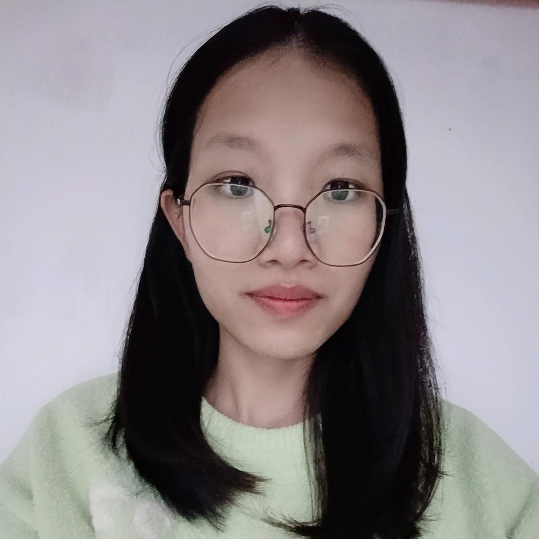 湛江月人_女姐