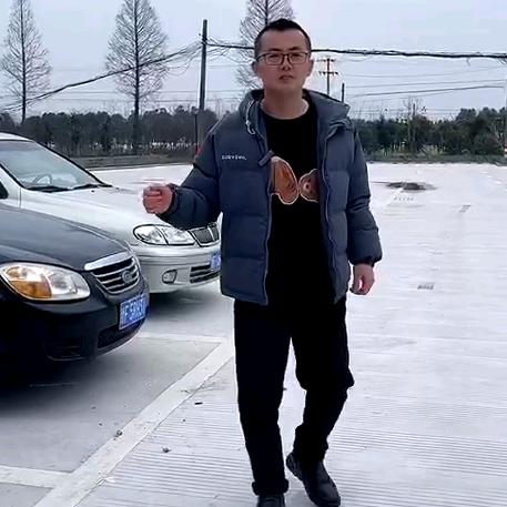 窝哥二手汽车行