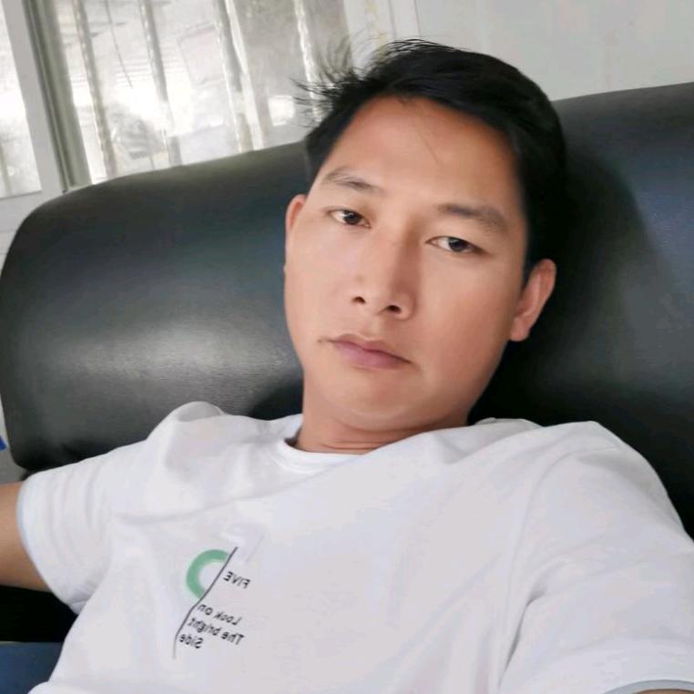 老蔡宏途汽车批发