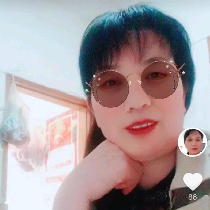 和睦的一家人