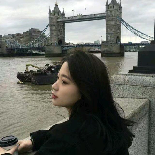 ∴