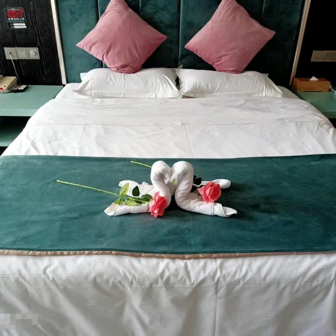 拉菲尔酒店(西安文景路地铁站店)官方号