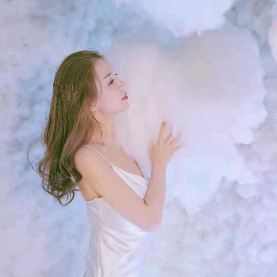Cherry  桃儿