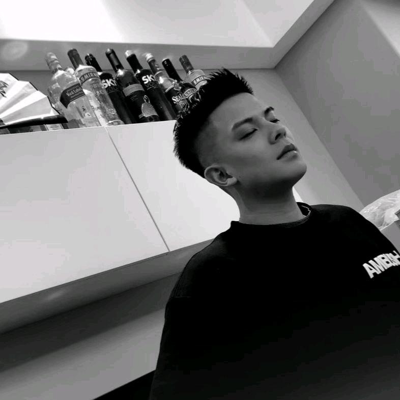 😈港城吴彦祖。
