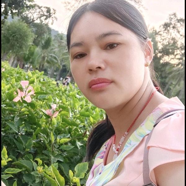 彩英