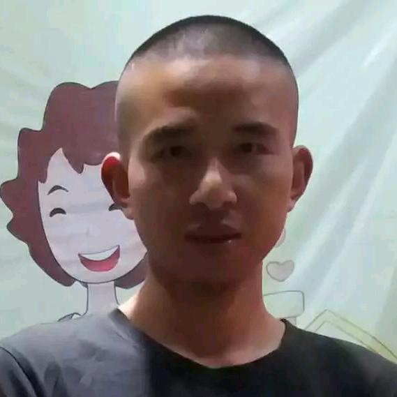 🎣爱钓鱼的小哥哥