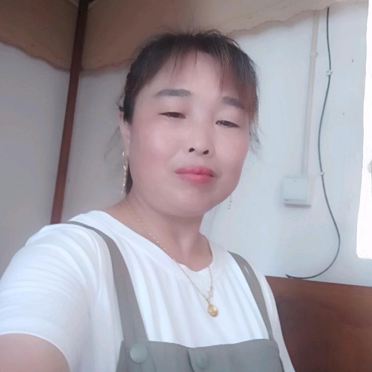 人穷不走亲，马瘦不走兵