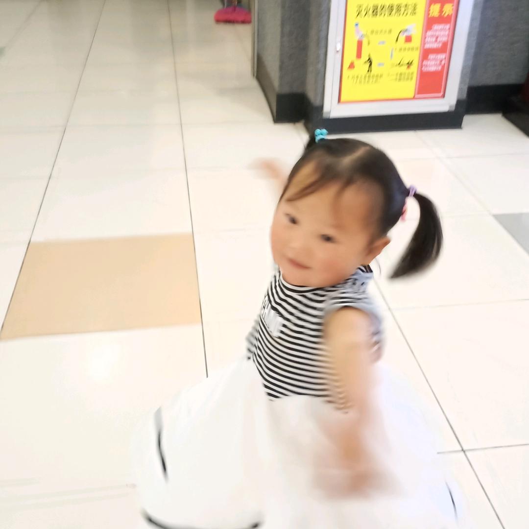 hxy
