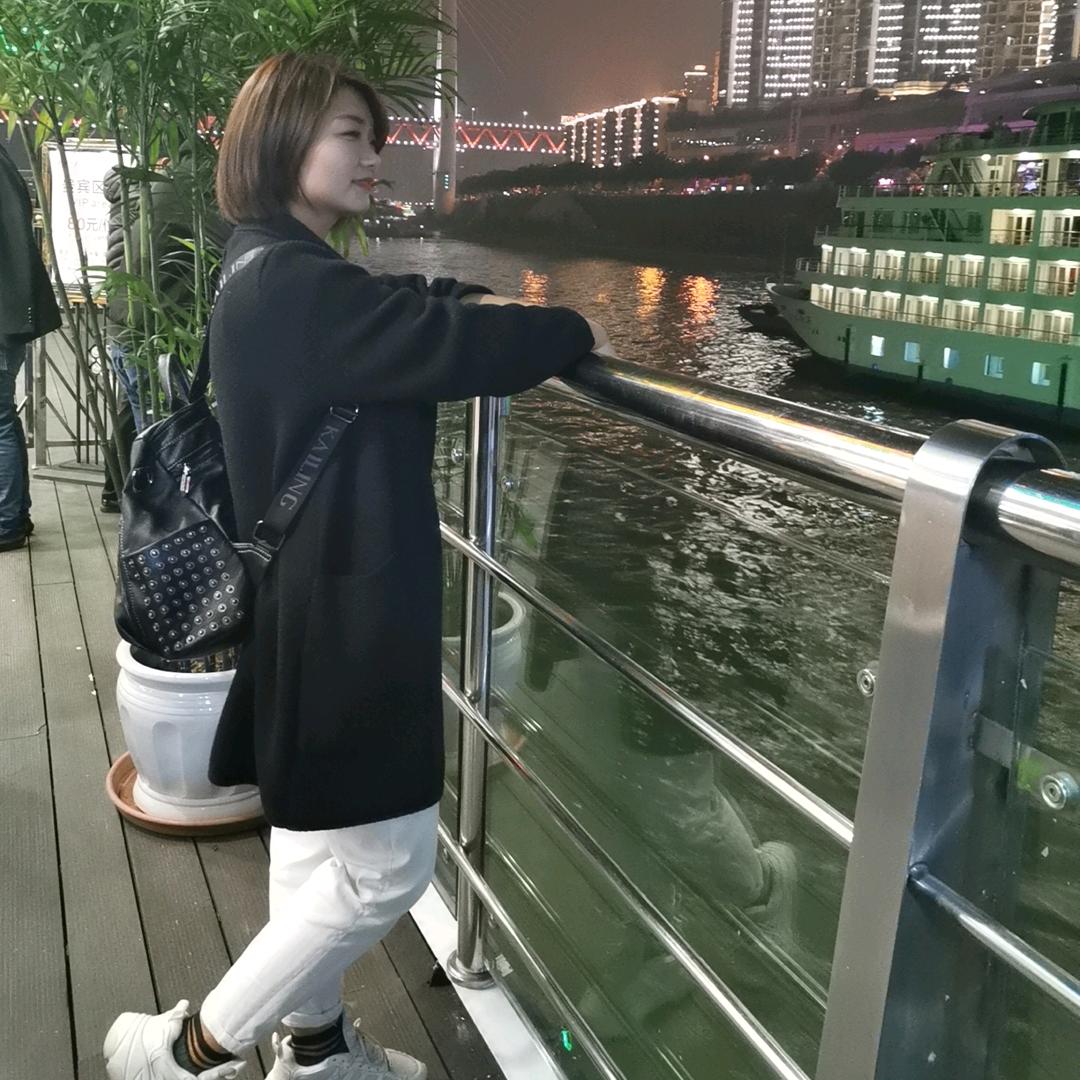 闪闪领鲜@刘闪闪