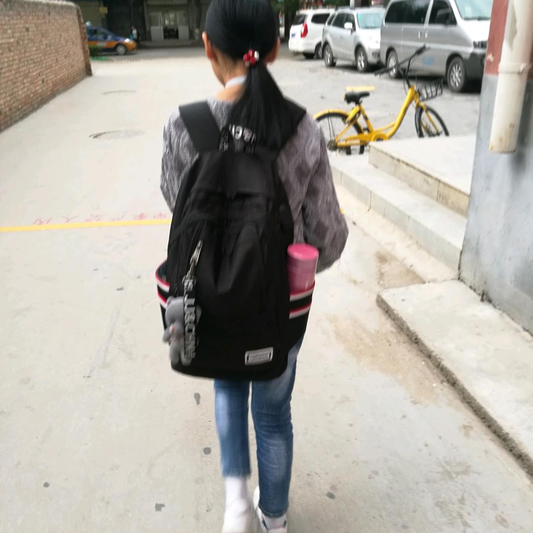 屈艺伟超市(临渭店)专用号