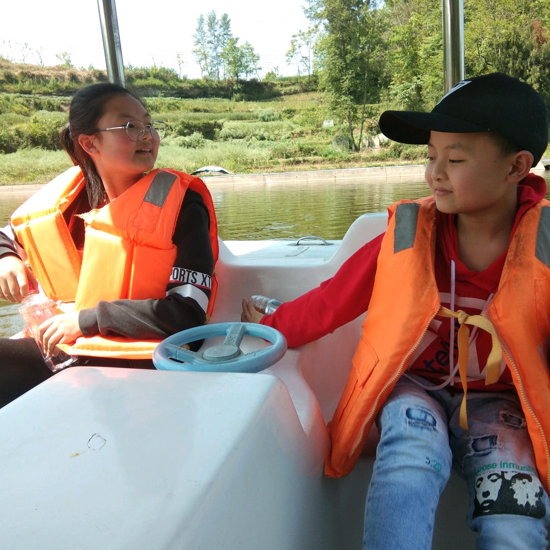 瓦室吉祥大酒店