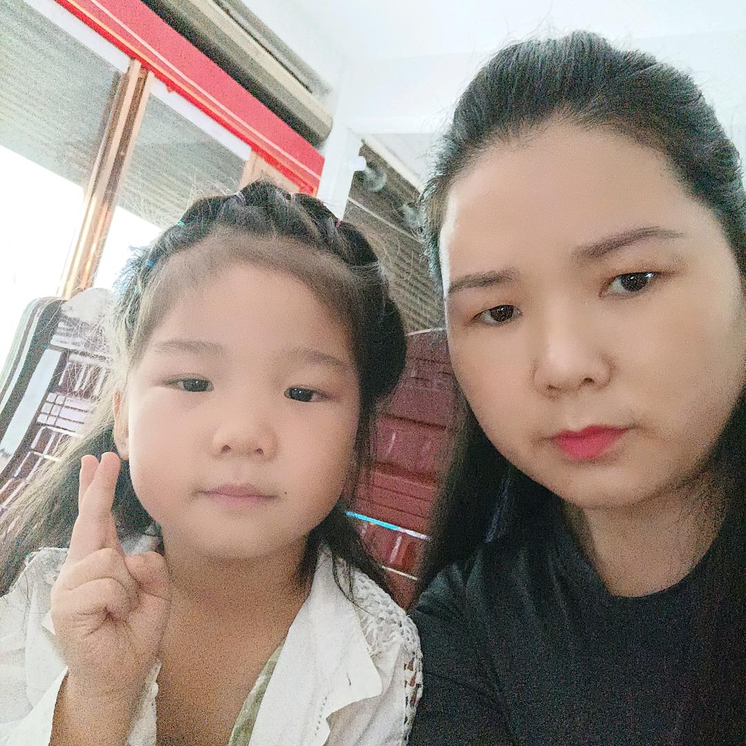 司伟灼