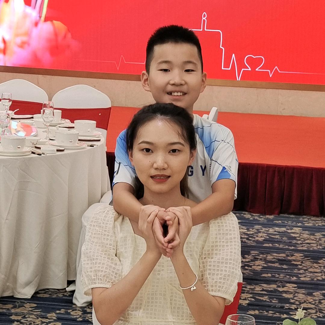 专业生产新星牌鸡鸭笼，及各档规格周转框