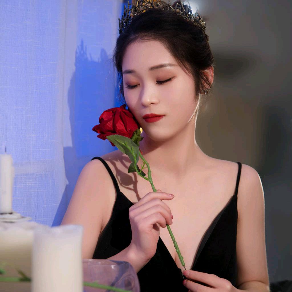 💘又矮又胖还不萌😄