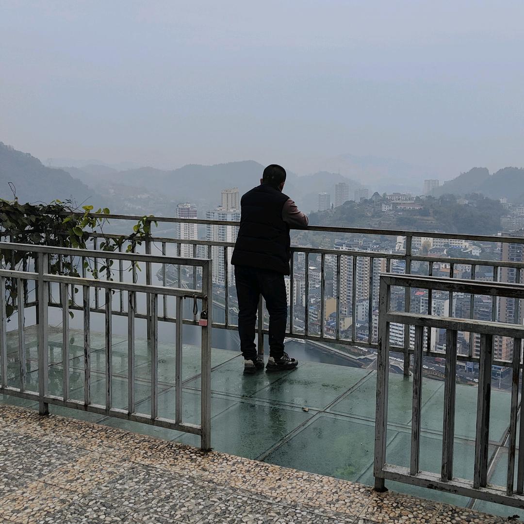 听了一半的曲