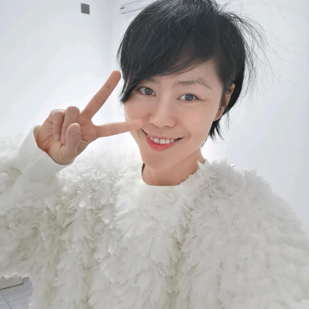 黎黎LiLi女装香河店