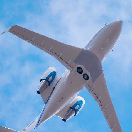 万里行🌸🌵🌴