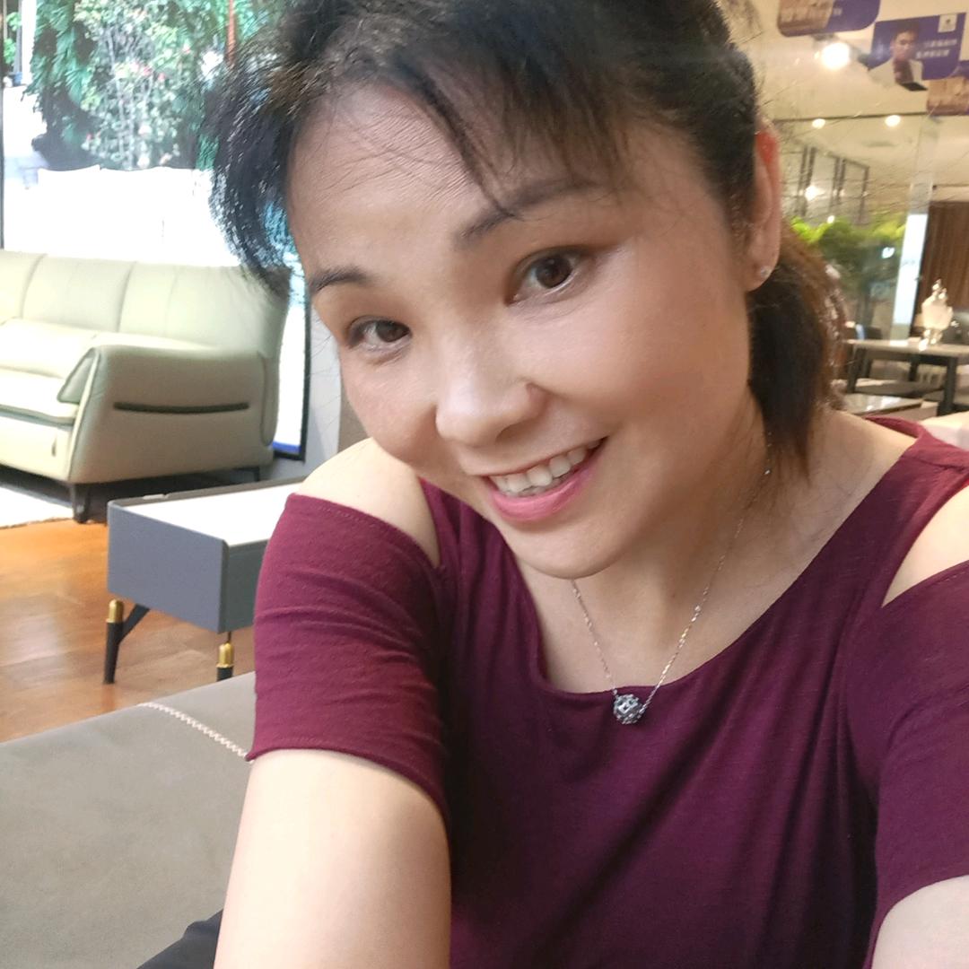 带刺的玫瑰🌹燕子