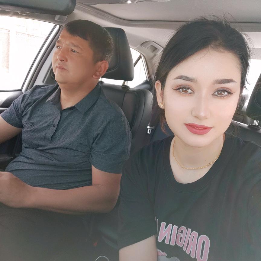 M迪娜🌷服装店😘😘😘