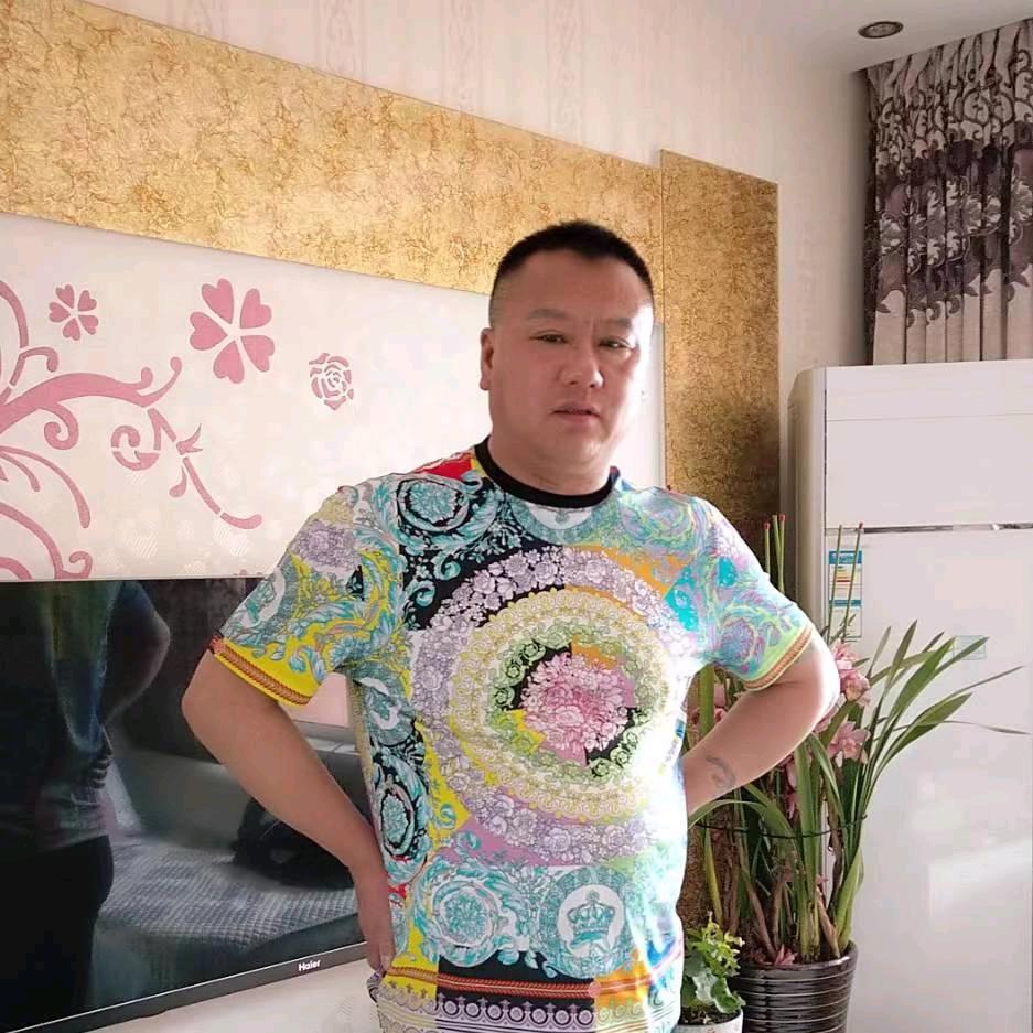 洪哥哥