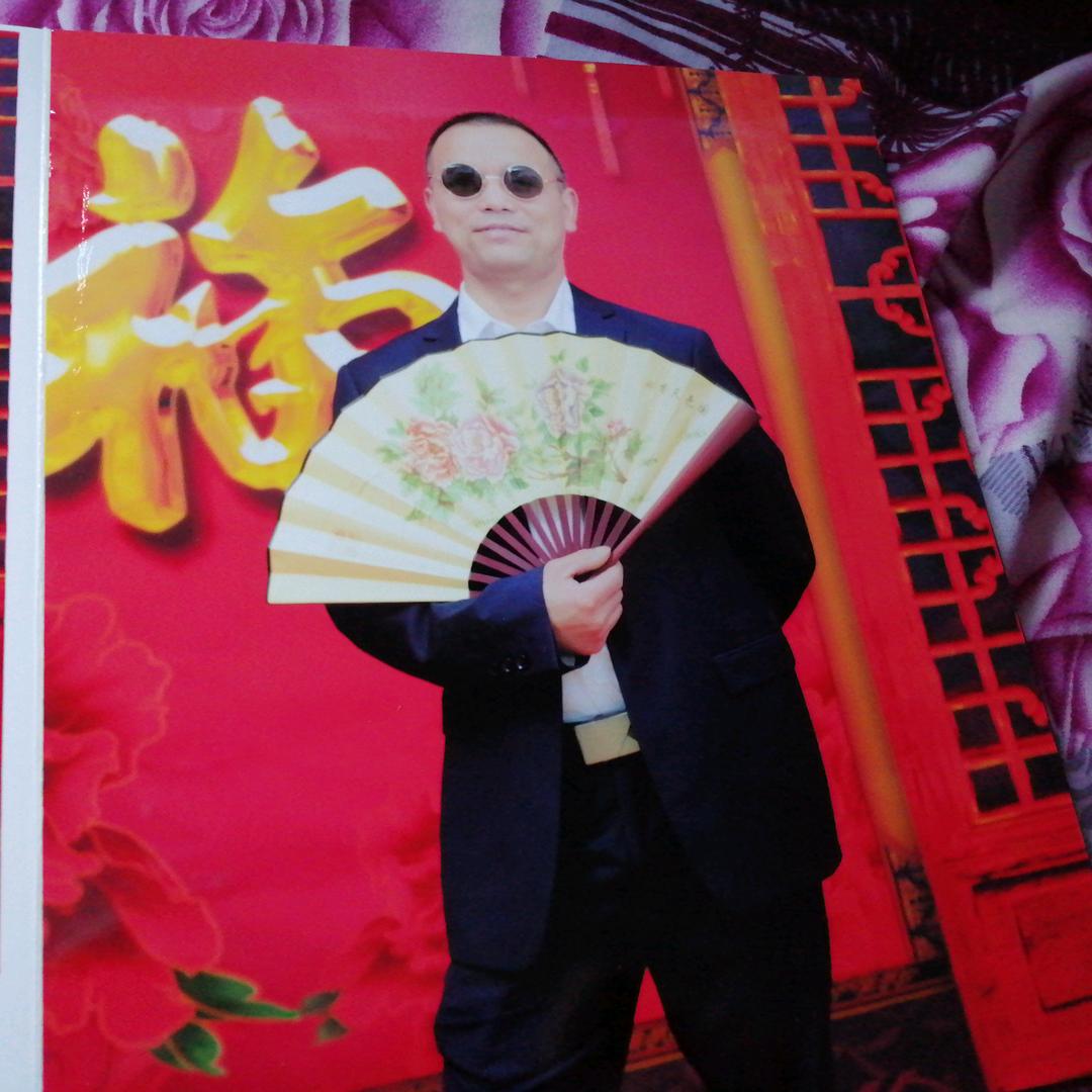 杨，专业贴砖