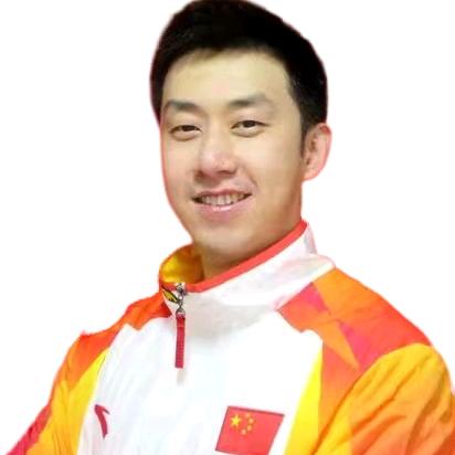 河南短道速滑队教练杨劲