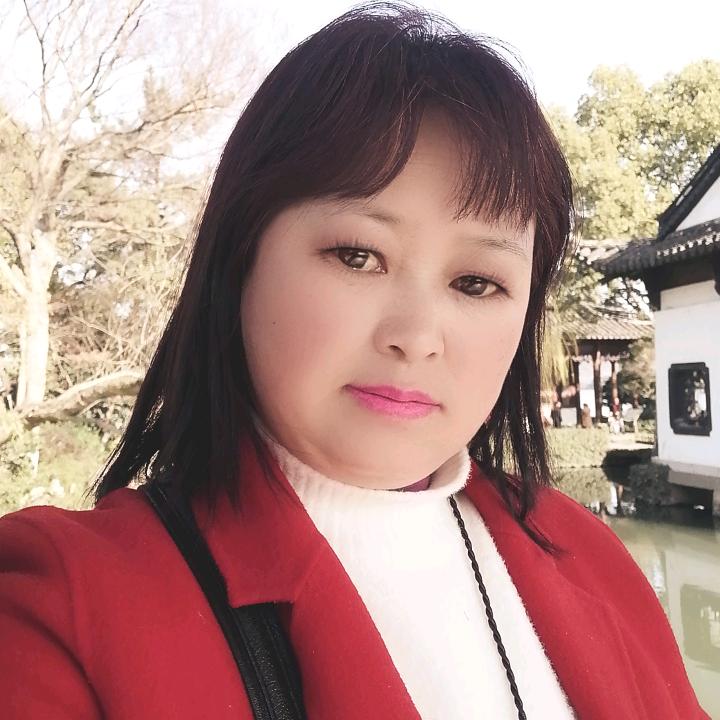 花开雨落又逢春。