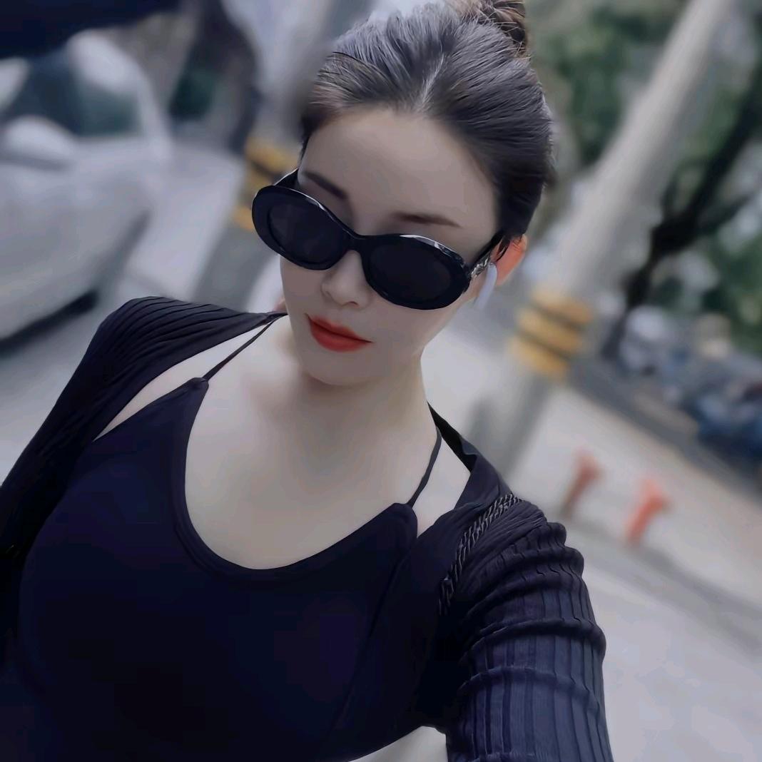 凡凡的小姨