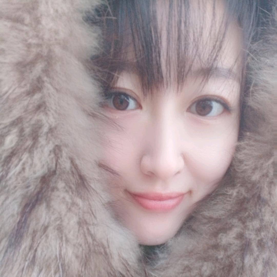 莺莺歌唱