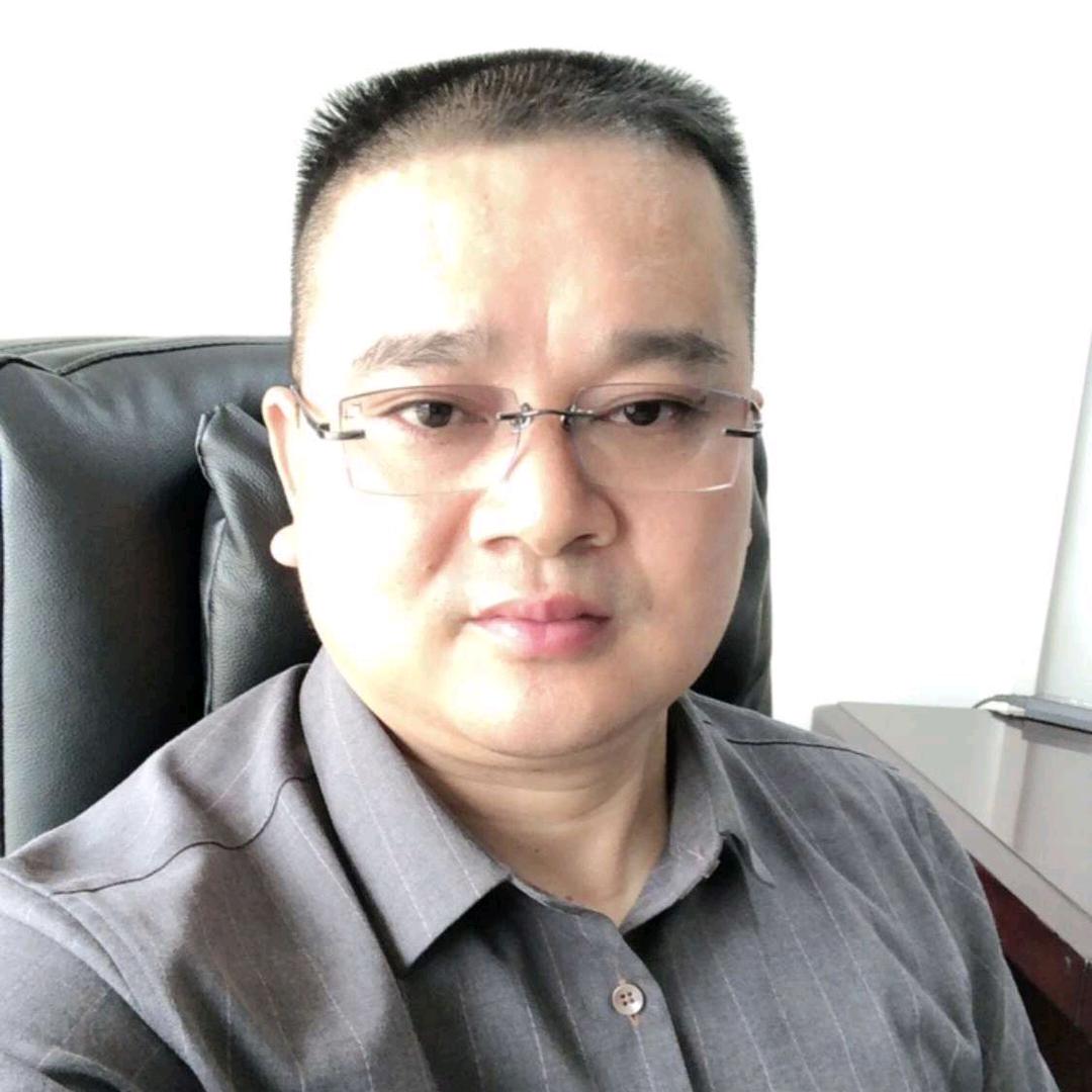 张其龙