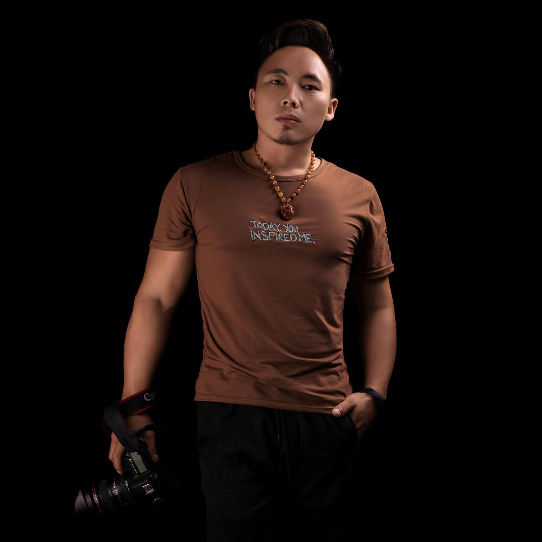 拾花摄翡翠玉遇原石