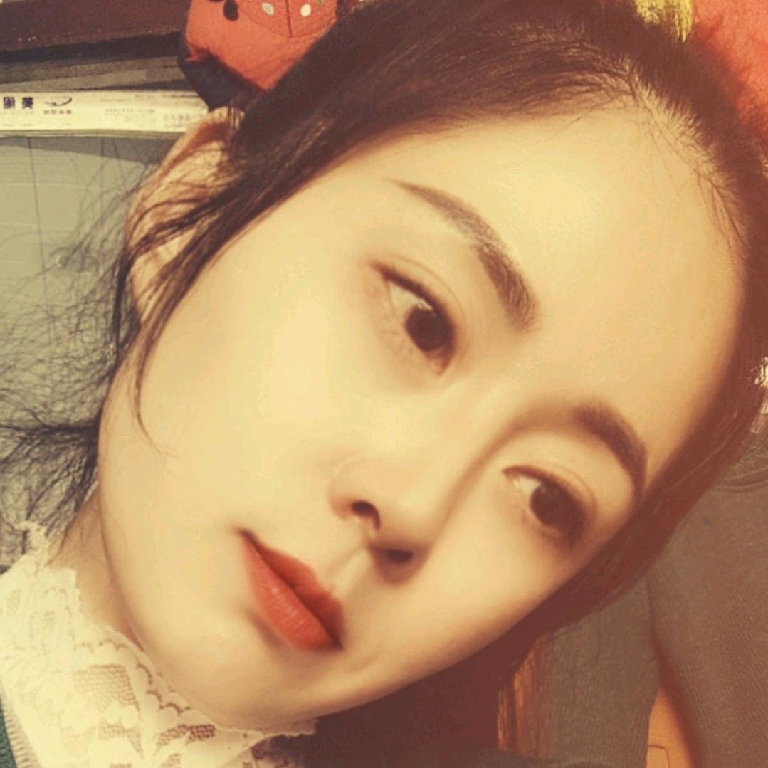 外婆的娃娃脸💕