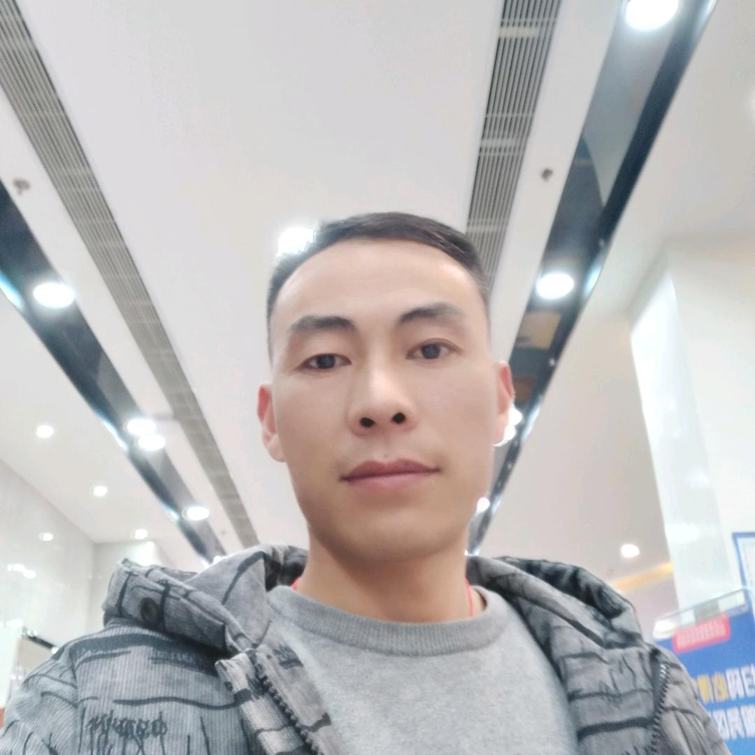 杨兴荣