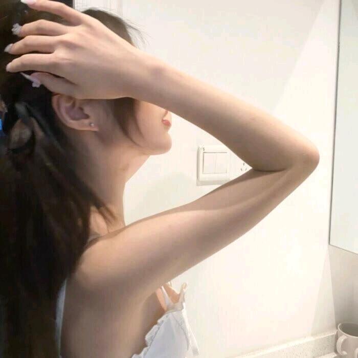 奶泡儿_