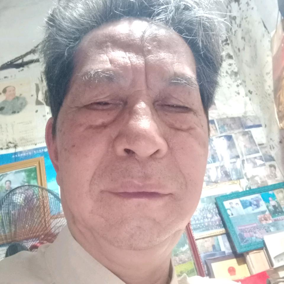 下里巴文艺地摊