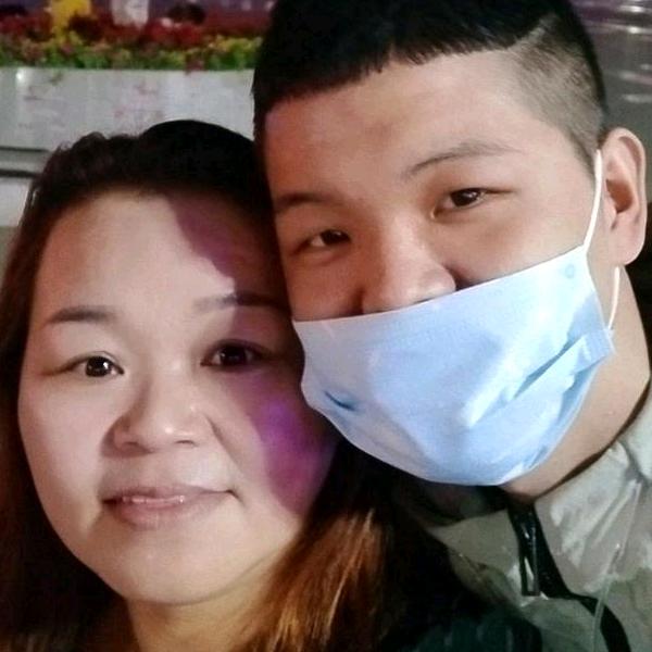 英言胖姐凉皮，饸烙面