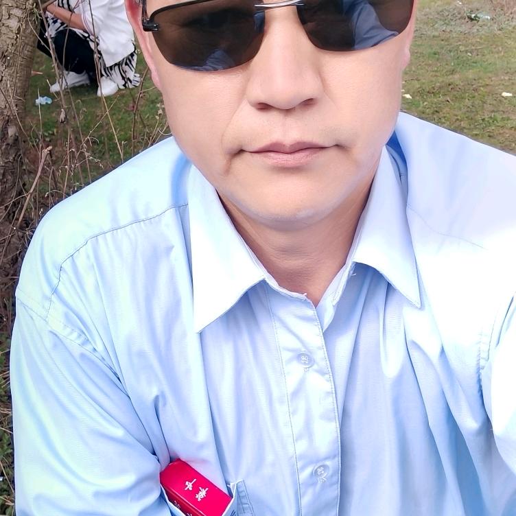 威宁县周仓石材工艺厂