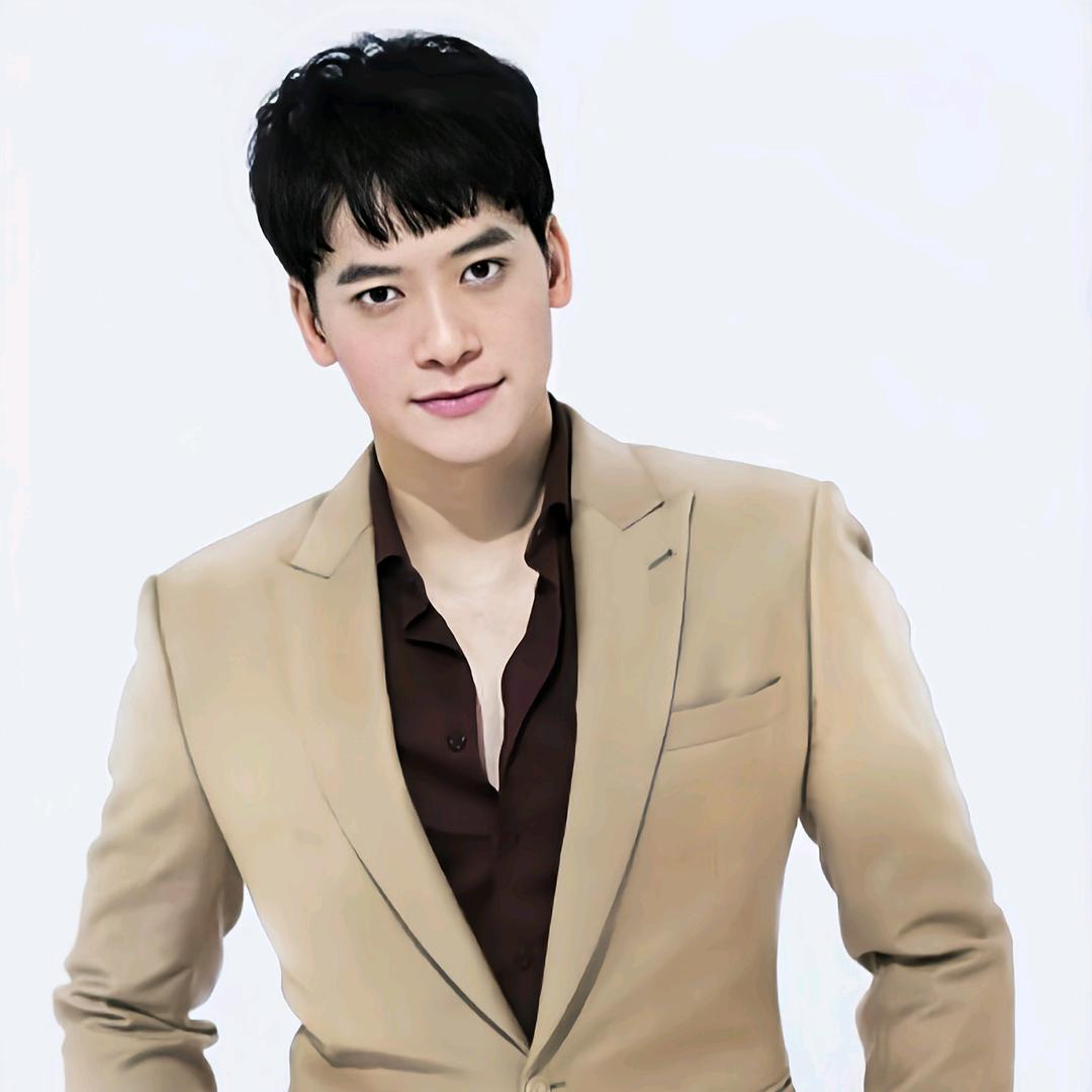 biesukrit大宝贝(粉丝破万中）