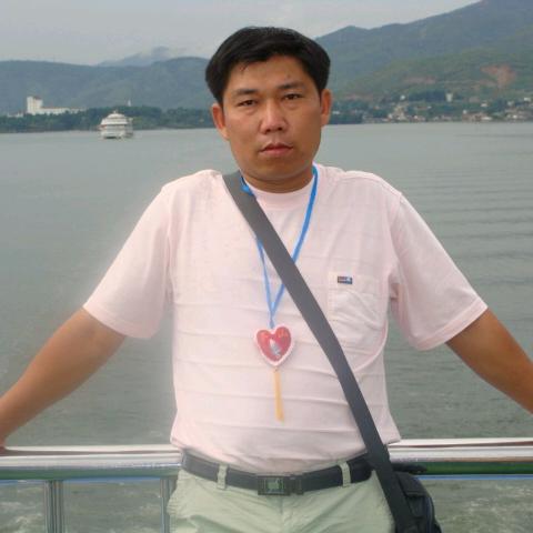 春水哥