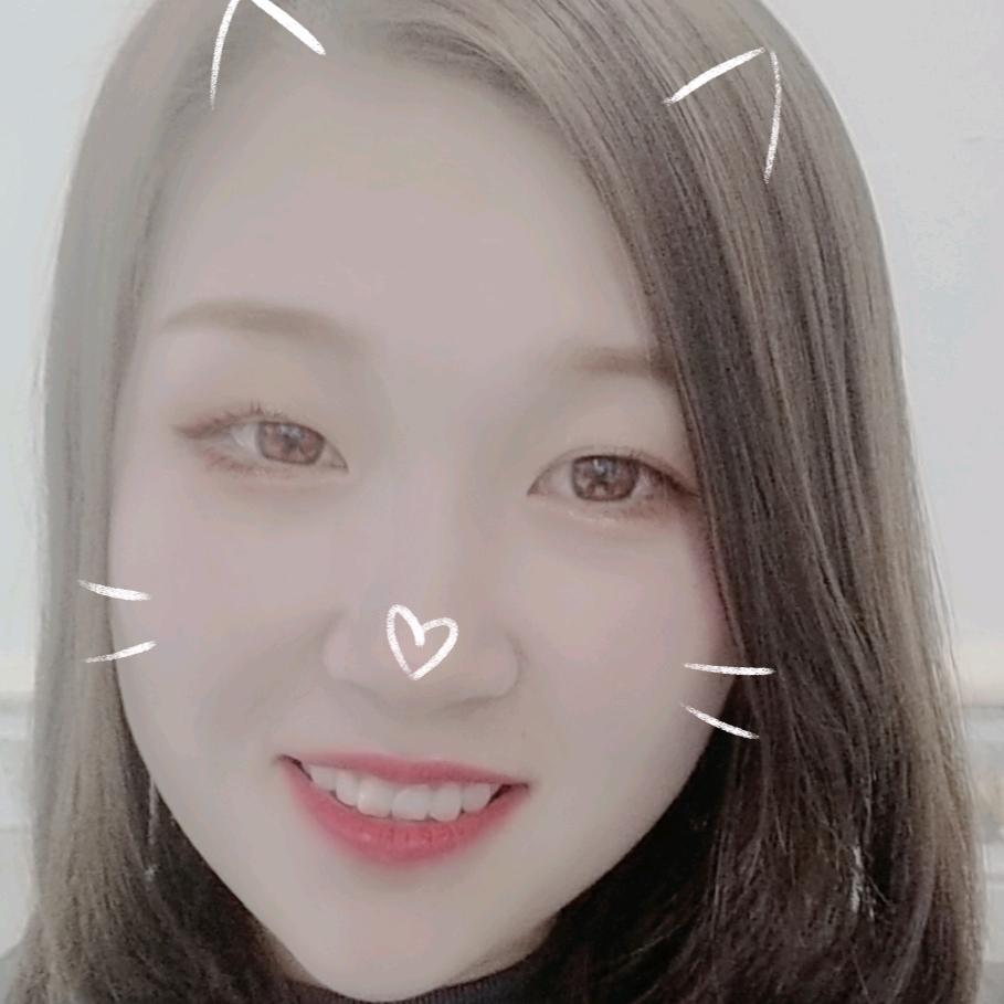 🍀🌻小柠萌🌷🌹💐🌻🌾