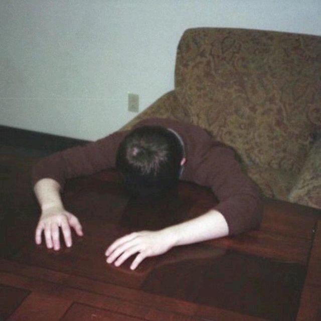 犯困水懒头像