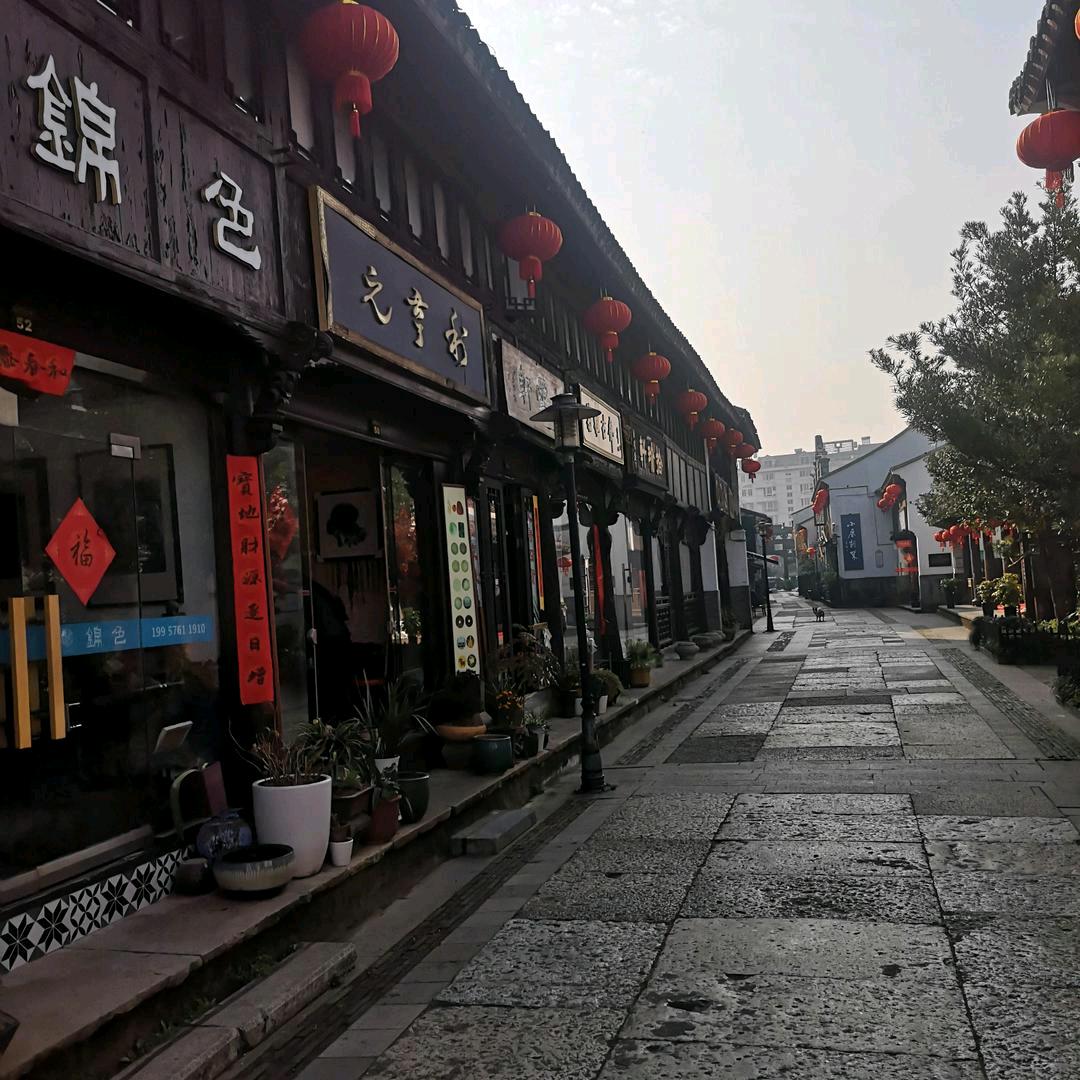 凝眸,牵不住时光~。