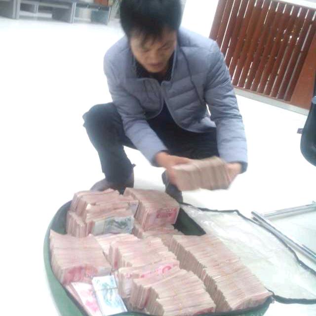 一天比一天好 坡哥