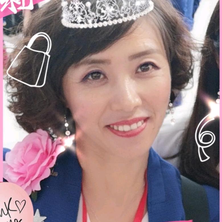 红月亮头像